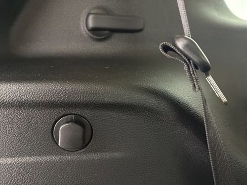 Used 2021 Jeep Grand Cherokee L Limited image 29