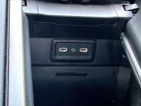 Used 2024 Mercedes-Benz C 300 4MATIC Sedan image 18