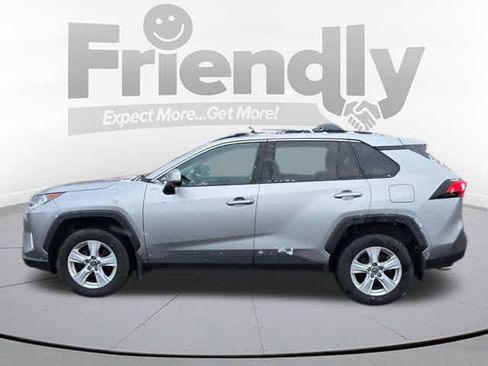 Used 2020 Toyota RAV4 XLE image 8