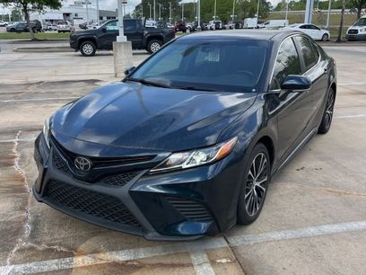 Used 2019 Toyota Camry SE w/ Convenience Package