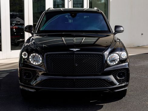 Used 2022 Bentley Bentayga image 9