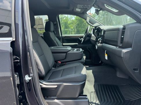 New 2025 GMC Sierra 1500 SLE w/ Preferred Package image 43
