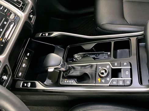 Used 2023 Kia Sorento X-Line EX image 18