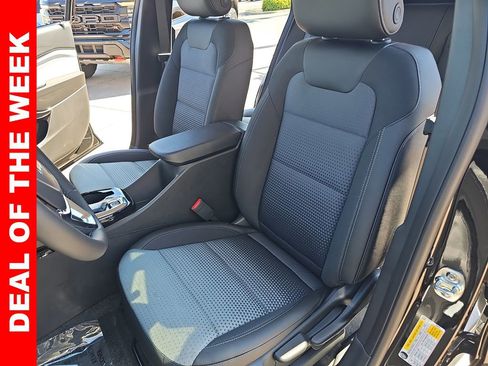 New 2025 Chevrolet Trax LT w/ Driver Confidence Package image 14