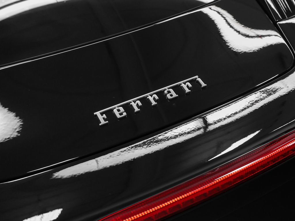 Used 2010 Ferrari 458 Italia Coupe RWD image 29