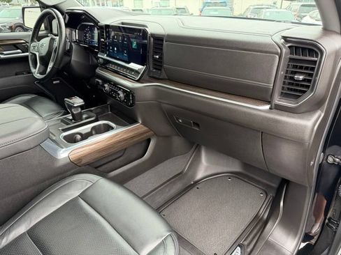Used 2024 Chevrolet Silverado 1500 RST w/ All Star Edition Plus AWD/4WD image 18