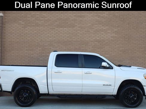 Used 2021 RAM 1500 Laramie AWD/4WD image 2