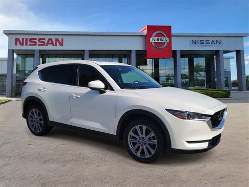 Used 2019 MAZDA CX-5 Grand Touring image 2