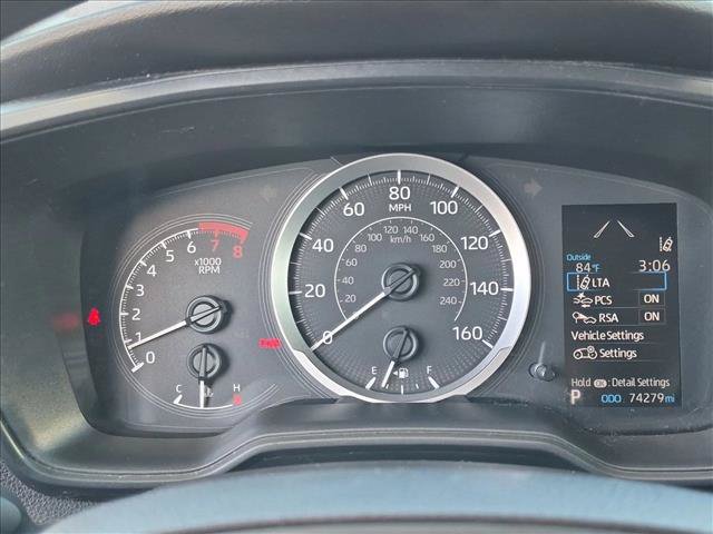Used 2020 Toyota Corolla LE FWD image 15