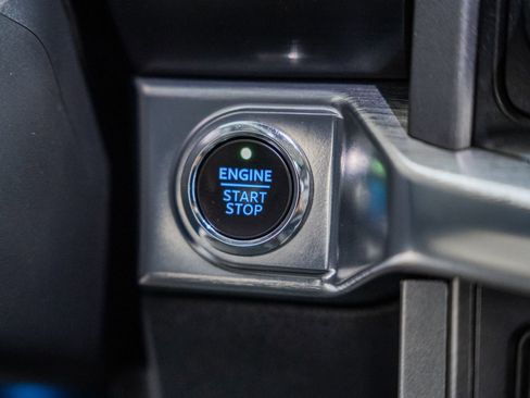 Certified 2022 Ford F150 Lariat w/ Equipment Group 502A High image 32