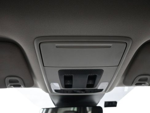 Certified 2023 Honda Pilot Elite image 17