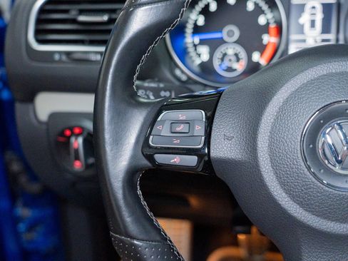 Used 2013 Volkswagen Golf R 4-Door AWD/4WD image 33