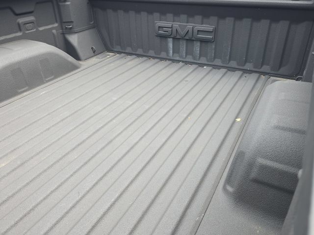 Used 2022 GMC Sierra 1500 SLT AWD/4WD image 11