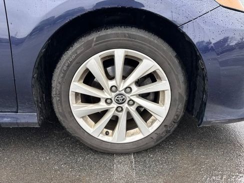 Used 2021 Toyota Camry LE image 11