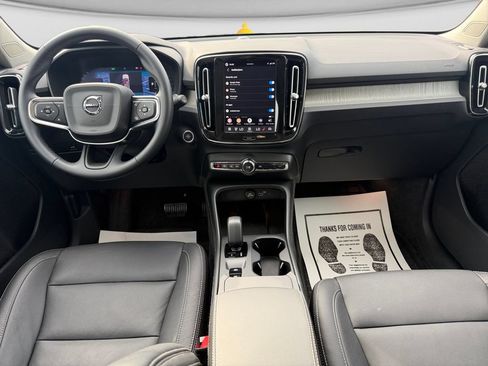 Used 2026 Volvo XC40 B5 Core w/ Protection Package Premier AWD/4WD image 22