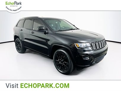 Used 2019 Jeep Grand Cherokee Altitude