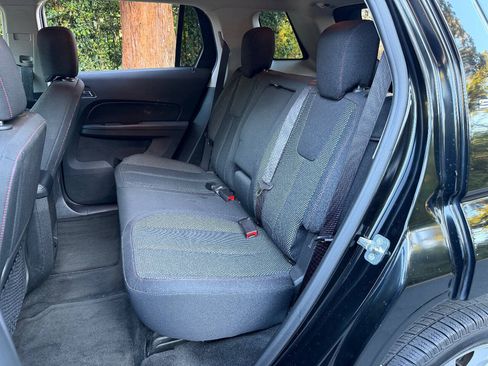 Used 2017 GMC Terrain SLE FWD image 17