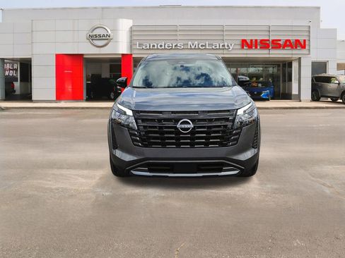New 2026 Nissan Pathfinder Platinum w/ Cargo Package FWD image 8