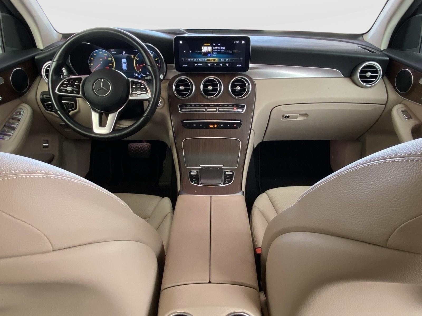 Used 2022 Mercedes-Benz GLC 300 4MATIC w/ Premium Package Lite image 13
