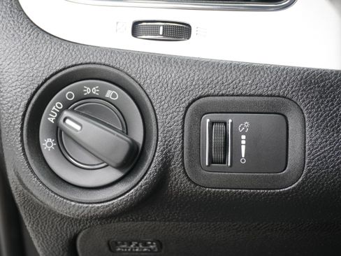 Used 2018 Dodge Journey SE w/ Popular Equipment Group FWD image 20