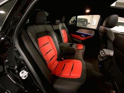 Used 2025 Mercedes-Benz GLE 53 AMG 4MATIC Coupe image 18