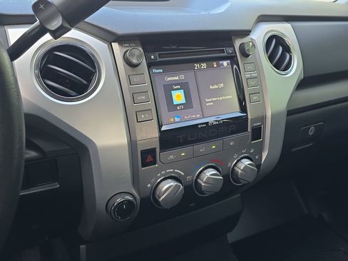 Used 2014 Toyota Tundra SR5 AWD/4WD image 23