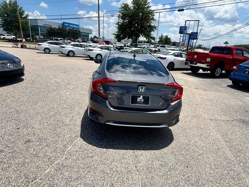 Used 2019 Honda Civic EX image 26