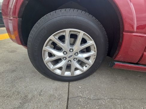 Used 2017 Ford Expedition Limited w/ Equipment Group 301A image 17