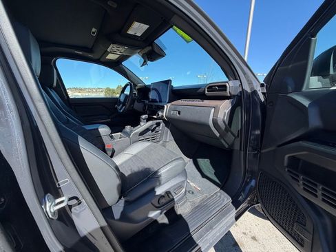 Used 2024 Toyota Tacoma TRD Off-Road w/ TRD Off Road Premium Package image 31