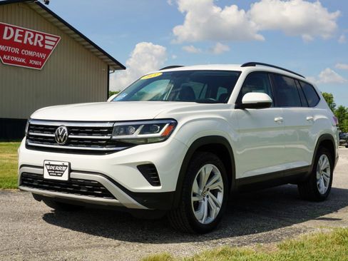 Used 2021 Volkswagen Atlas SE FWD image 2
