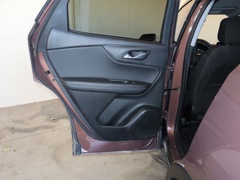 Used 2023 Chevrolet Blazer LT FWD image 37