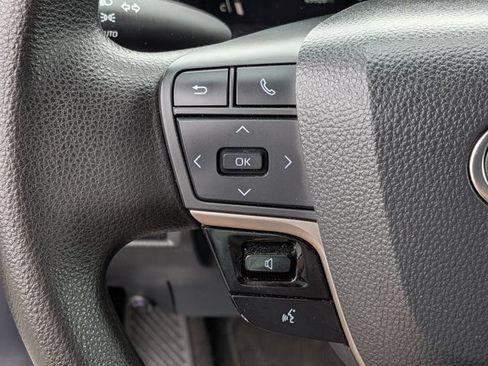 Used 2025 Toyota Camry LE w/ Convenience Package FWD image 22