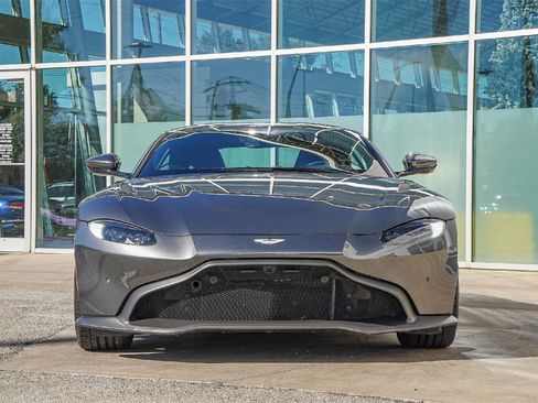 Used 2020 Aston Martin V8 Vantage Coupe image 15