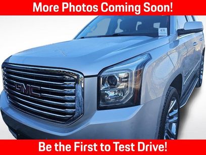 Used 2019 GMC Yukon SLT w/ Premium Edition