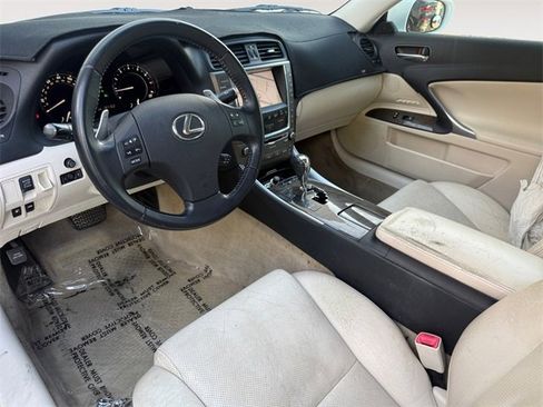 Used 2010 Lexus IS 250C image 15