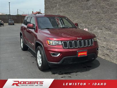 Used 2021 Jeep Grand Cherokee Laredo
