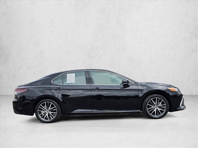 Used 2024 Toyota Camry XLE w/ Navigation Package FWD image 6