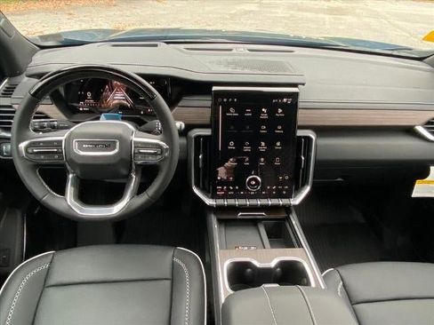 New 2026 GMC Acadia Denali image 12