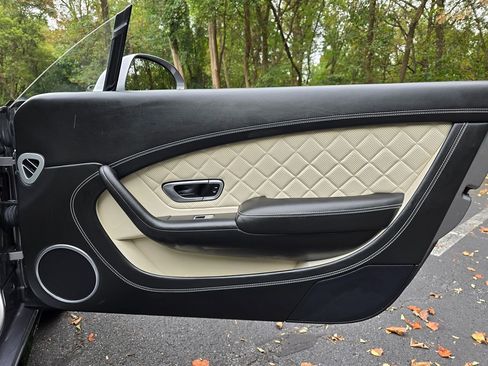 Used 2016 Bentley Continental GT V8 S image 23