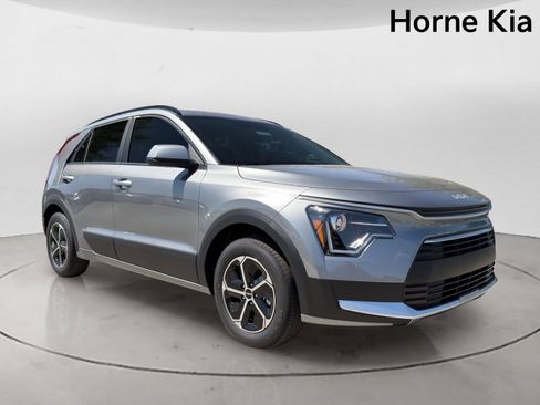 New 2026 Kia Niro LX FWD image 2