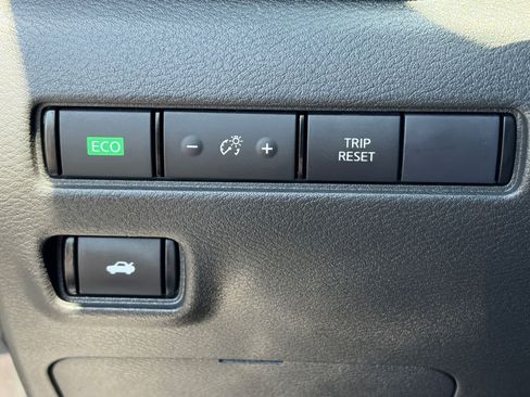 Certified 2024 Nissan Sentra S FWD image 16
