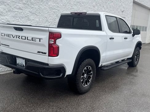 Used 2024 Chevrolet Silverado 1500 ZR2 w/ Technology Package image 8