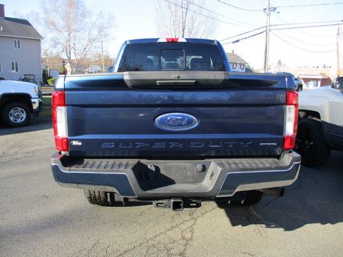 Used 2017 Ford F250 XLT w/ FX4 Off-Road Package image 7