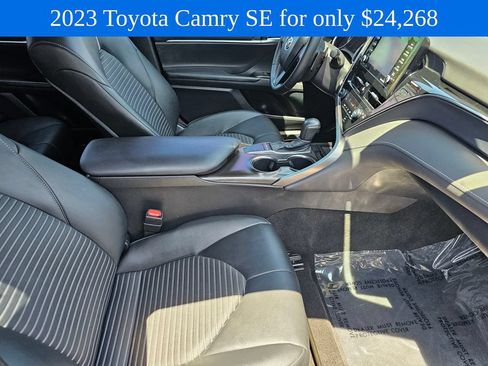 Used 2023 Toyota Camry SE w/ Convenience Package FWD image 12