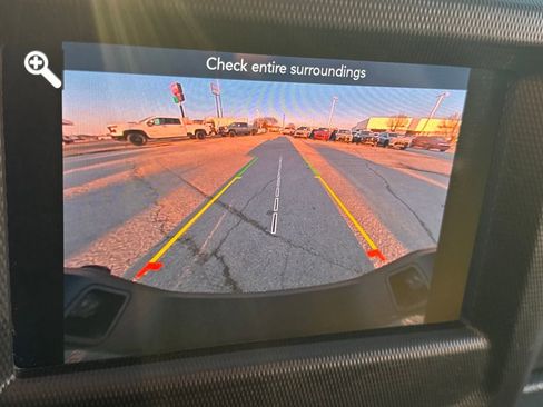 Used 2023 Jeep Gladiator Sport image 18