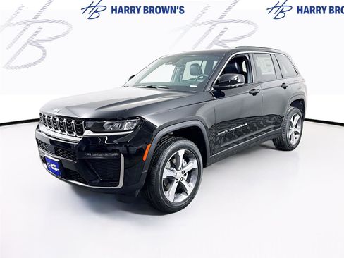 New 2026 Jeep Grand Cherokee Limited w/ Trailer Tow Package AWD/4WD image 1
