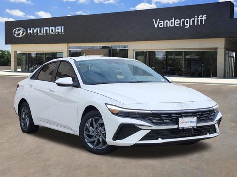 New 2026 Hyundai Elantra Hybrid w/ Cargo Package FWD image 1