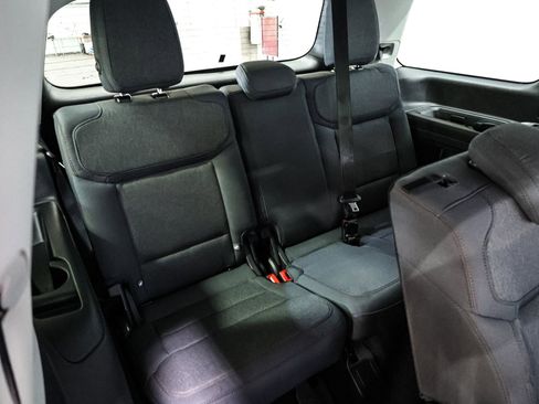 Certified 2025 Ford Expedition Active image 24