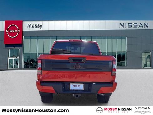 New 2026 Nissan Frontier PRO-4X w/ Pro-4x Convenience Package image 8