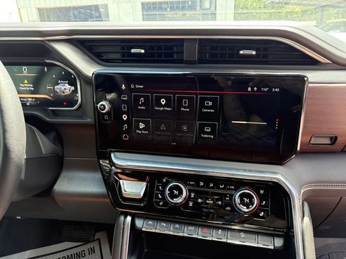 Used 2026 GMC Sierra 1500 Denali Ultimate AWD/4WD image 8